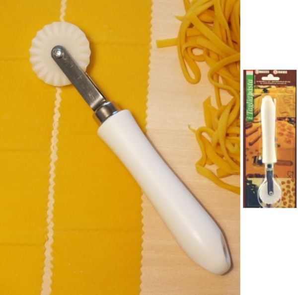 Tagliapasta dentato lama singola in POM