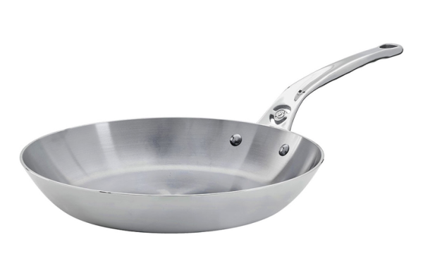 Padella in ferro MINERAL B PRO D. 28 con manico di acciaio inox di De Buyer