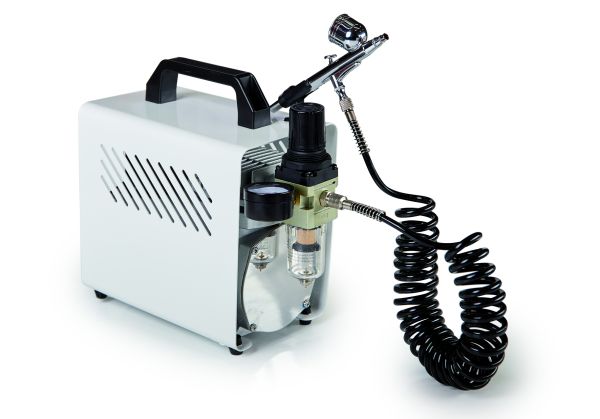 Kit aerografo composto da aeropenna, compressore e tubo in gomma