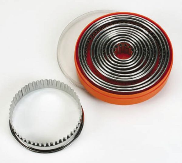Set 9 tagliapasta tondo anello festonato