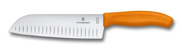 Coltello Santoku verdure cm. 17 con alveole Swiss Classic ARANCIONE di Victorinox 