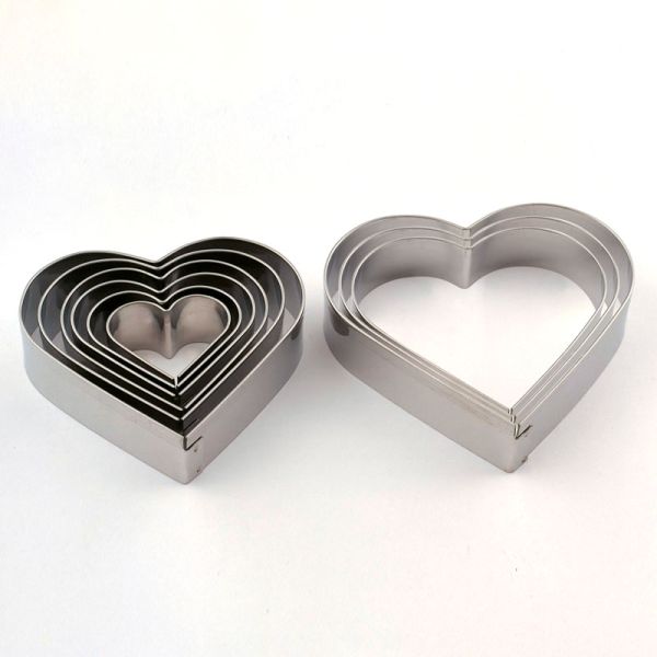 Set di tagliapasta a cuore - 9 pezzi di Martellato Professional